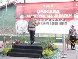 Gelar Upacara Sertijab, 3 Perwira Polres Kediri Alih Jabatan