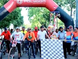 Kapolres Takalar Ikut Meriahkan Lomba Sepeda Santai Dalam Rangka HUT RI ke-79