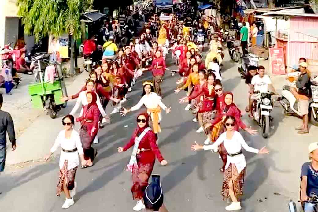 Kemeriahan Hut Ri Ke 79 Di Kecamatan Modo Karnaval Tingkat Smp Dan Sma 3