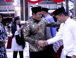 Malam Tasyakuran 79 Tahun Kemerdekaan Indonesia di Sidoarjo: Kyai “Khos” Doakan Kemaslahatan Bagi Merayakan Kabupaten Sidoarjo