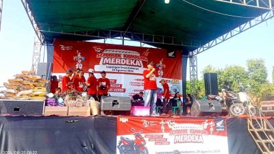 Pemdes Kebaron Meriahkan Hut Ri Ke 79 Dengan Jalan Sehat Dan Senam Bersama 4