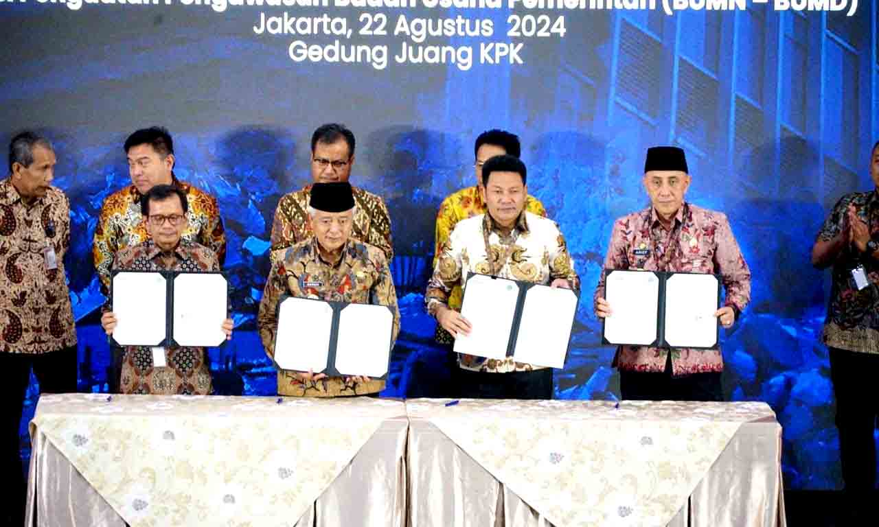 Pemkab Sidoarjo Teken Kerjasama Dengan Bumn Dan Bumd Untuk Pengelolaan Sampah