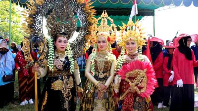Peringati Hut Ri Ke 79 Desa Kebalankulon Kecamatan Sekaran Adakan Pawai Karnaval Budaya 2
