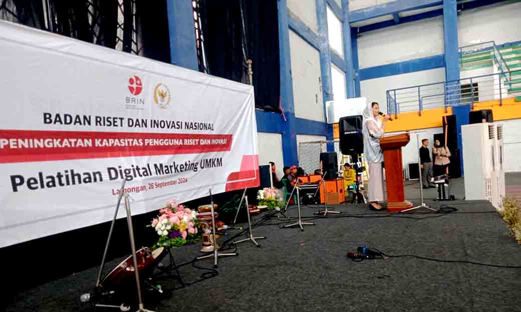 Brin Dan Dpr Ri Gelar Pelatihan Digital Marketing Untuk Umkm Di Gresik Dan Lamongan