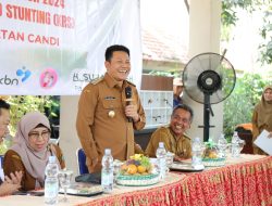 Cegah Stunting, Plt Bupati Subandi Salurkan Ayam dan Telur untuk Warga