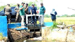 Disidak Plt Bupati Sidoarjo Subandi, Sungai Segodobacang Langsung Bersih