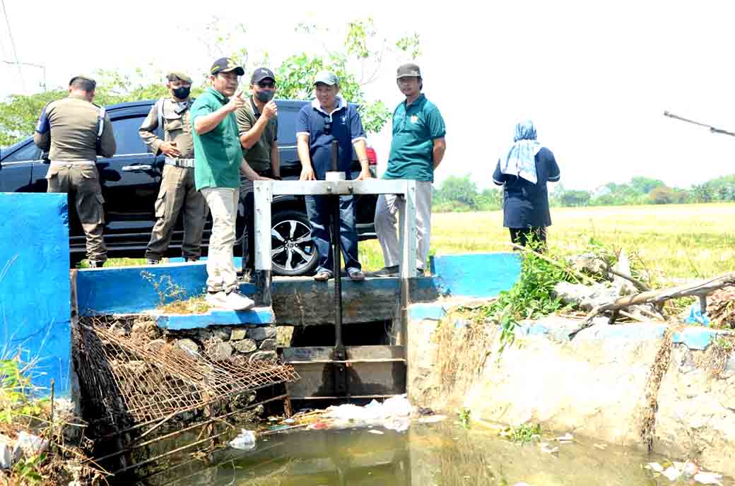 Disidak Plt Bupati Sidoarjo Subandi, Sungai Segodobacang Langsung Bersih