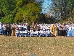 Kapolsek Kunjang Pimpin Apel Penyerahan Piagam Paskibra tahun 2024