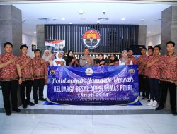 Jelang HUT Humas Polri, Irjen Pol Sandi Berangkatkan Anggotanya Umro