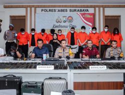 Polrestabes Surabaya Berhasil Ungkap Sindikat Penipuan Online Jaringan Internasional 10 WNA Diamankan