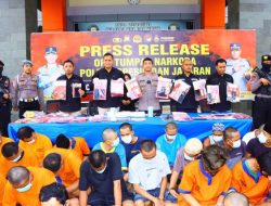 Operasi Tumpas Narkoba Semeru 2024, Polres Gresik Berhasil Amankan 39 Tersangka Pengedar Sabu dan Okerbaya