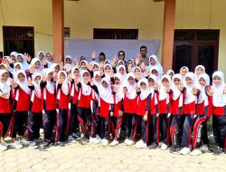 Kanit Binmas dan Bhabinkamtibmas Polsek Wonopringgo Sosialisasikan Pencegahan Bullying kepada Siswa Tingkat SD