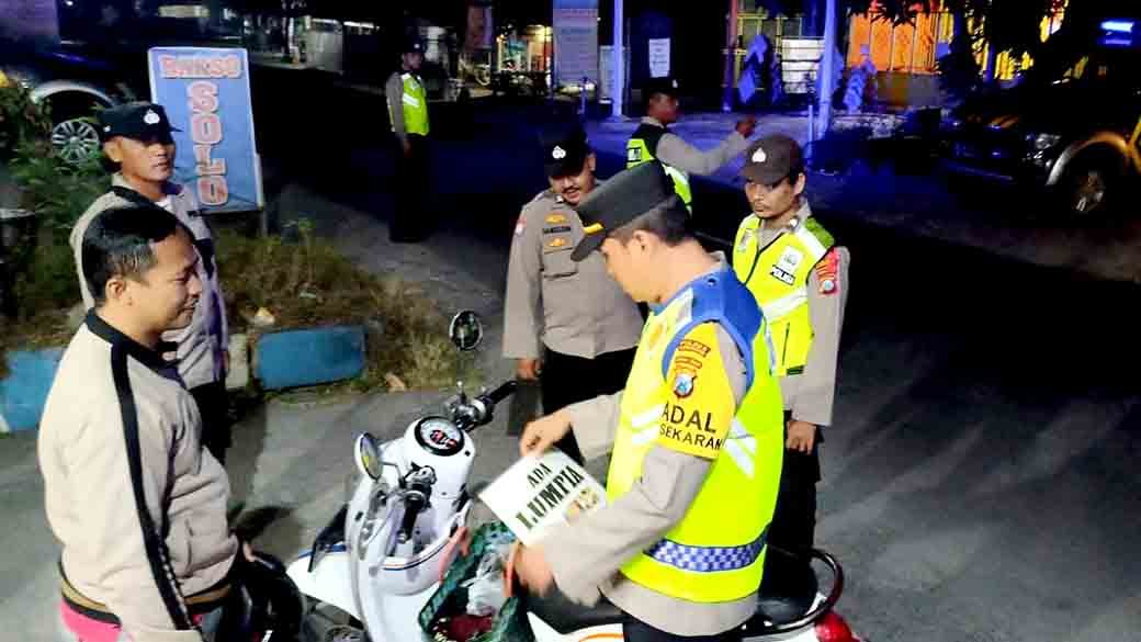 Kapolsek Sekaran Pimpin Operasi Cipta Kondisi Multi Sasaran Rayon Iil Di Wilayah Hukum Polsek Sekaran