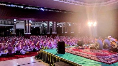 Pjs Bupati Sidoarjo Eratkan Silaturrahmi Bersama Jama'ah Ahad Pahing 2