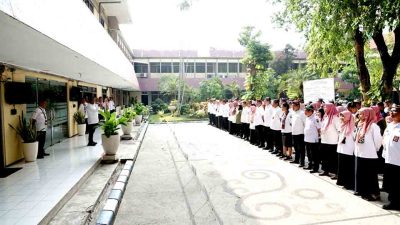 Pimpin Apel Perdana, Pjs Bupati Sidoarjo Tekankan Etos Kerja Ikhlas Dan Netralitas Jelang Pilkada 2024 3