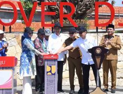 Plt Bupati H Subandi Dipesani Presiden agar Siapkan Pembangunan Flyover Gedangan Pada 2025