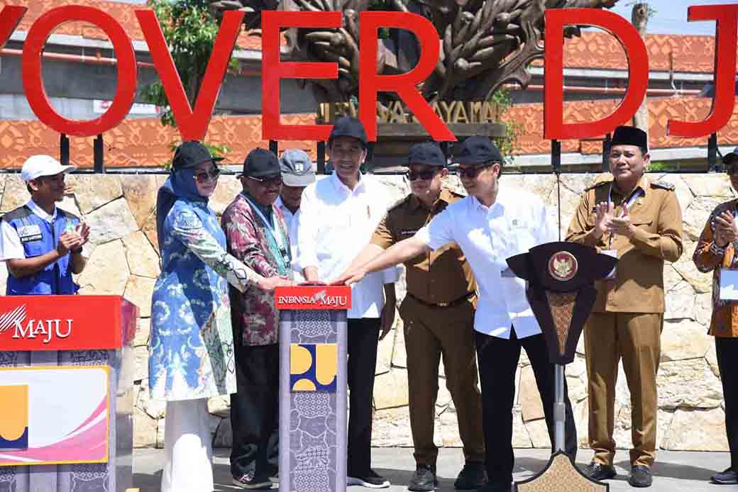 Plt Bupati H Subandi Dipesani Presiden Agar Siapkan Pembangunan Flyover