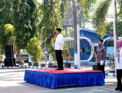 Plt. Bupati Sidoarjo, Subandi Pimpin Apel Pagi di Perumda Delta Tirta