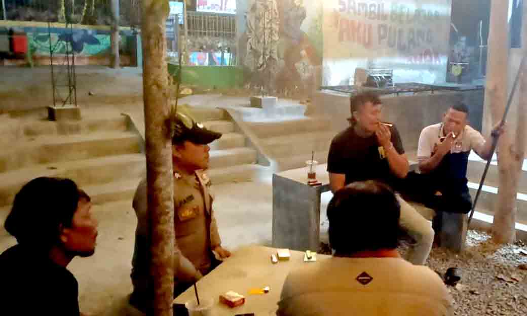 Polsek Sekaran Melaksanakan Patroli Malam Sebagai Upaya Jaga Stabilitas