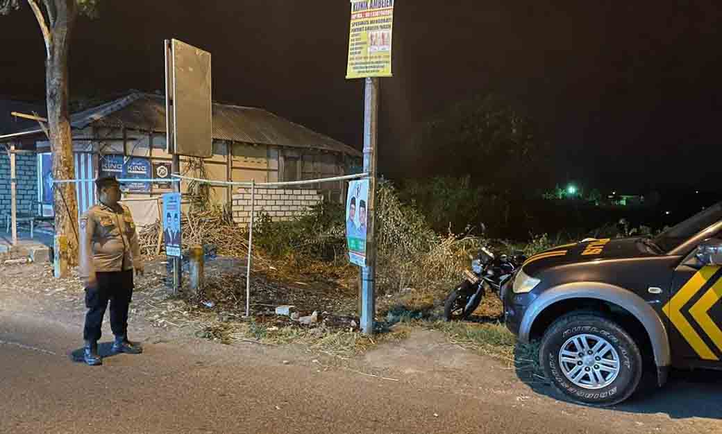 Antisipasi Pengrusakan Apk Anggota Polsek Laren Melaksanakan Patroli Di Jalan Poros