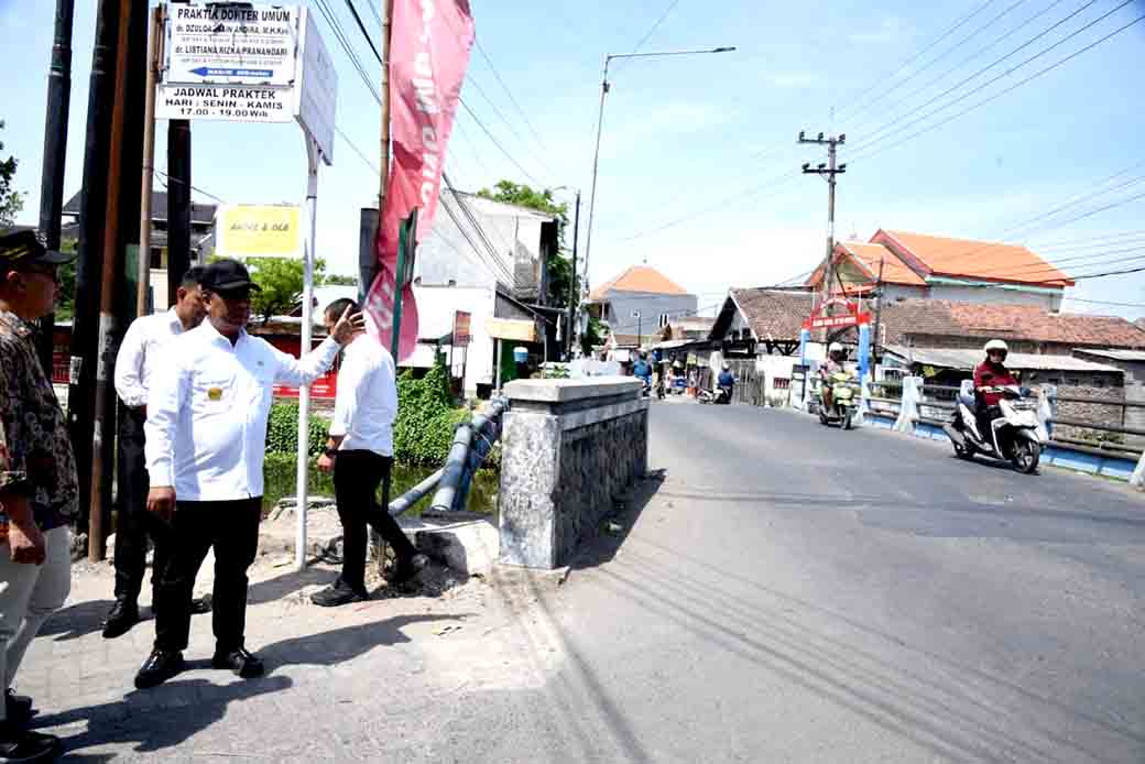 Awal Tahun Abutment Jembatan Desa Bluru Kidul Diperbaiki