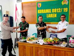 Dalam Rangka Memperingati HUT TNI ke 79 Kapolsek Laren Bersama Camat Laren Adakan Tasyakuran di Aula Koramil 0812/19