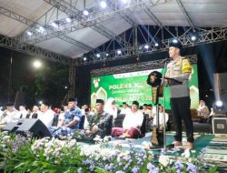 Cooling System untuk Pilkada Damai, Polres Jombang Ajak Ribuan Warga Bersholawat