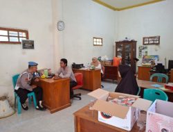 Polsek Laren Laksanakan Patroli Dialogis Dengan Perangkat Desa Gampangsejati Kecamatan Laren