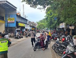 Commander Wish Pagi di Simpang Tiga Pasar Sekaran Kecamatan Sekaran