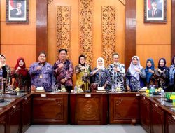 Produk UMKM Dekranasda Sidoarjo Jadi Percontohan Kota Surakarta