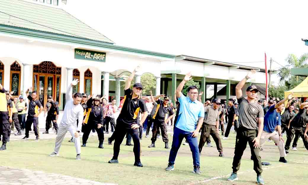 Kapolres Lamongan Hadiri Olahraga Bersama Tni, Polri, Dan Pemda Dalam Rangka Hut Tni Ke 79