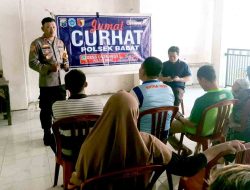 Kapolsek Babat Melaksanakan Jumat Curhat Serta Cooling System di Desa Moropelang Jelang Pilkada 2024