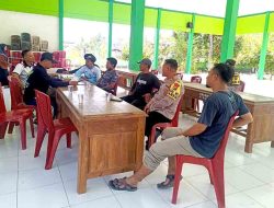 Kapolsek Laren Bersama Anggota Laksanakan Cooling System Jelang Pilkada Serentak 2024