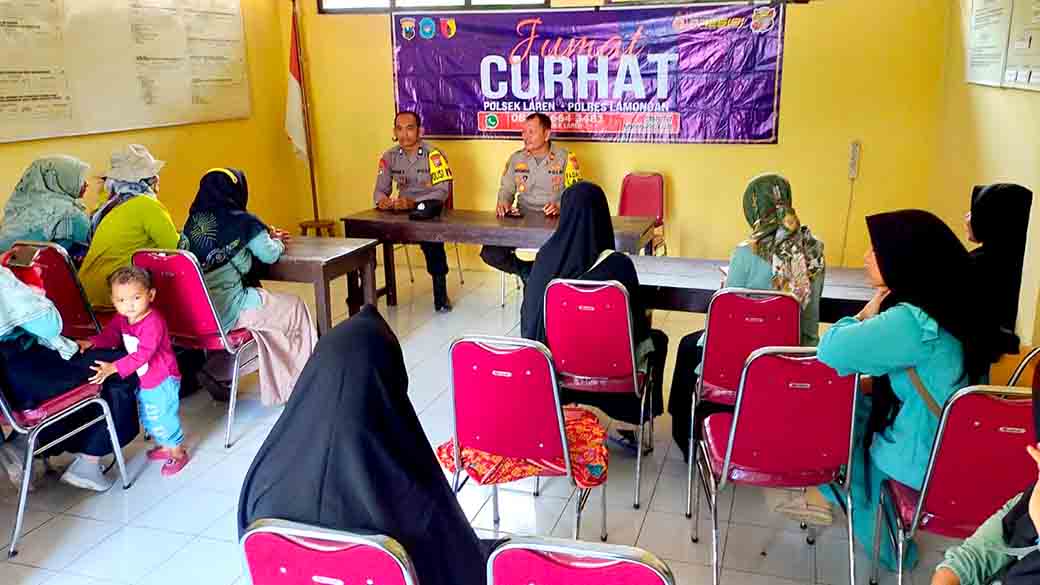 Kapolsek Laren Menggelar Jumat Curhat Bersama Para Orang Tua Wali Murid