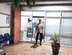 Patroli Polsek Sekaran Sambang Obyek Vital Perbankan Serta ATM Bri Unit Sekaran