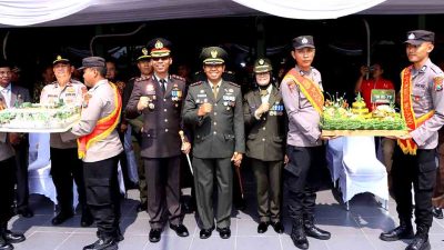 Perkuat Sinergitas, Polisi Ngawi Beri Kejutan Ke Tni 3