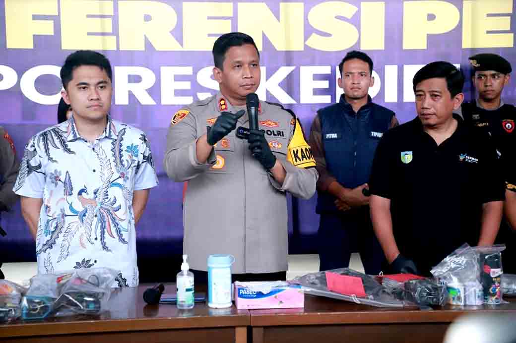 Polisi Tetapkan Pemilik Toko Snack Sebagai Tersangka Kasus Keracunan Masal Di Kediri