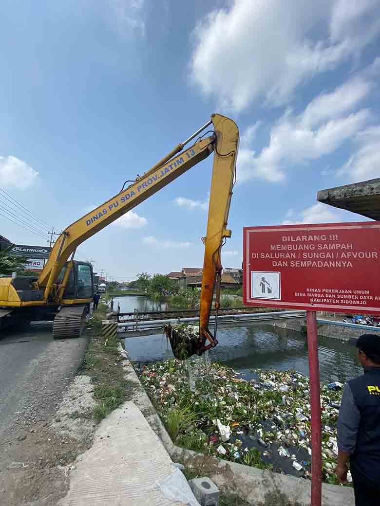 Sungai Pelayaran Tawangsari Dibersihkan 2