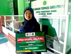 Afrida Khusnul Laili dinobatkan sebagai Juara 1 Guru Inspiratif Jawa Timur Jenjang Madrasah Ibtidaiyah