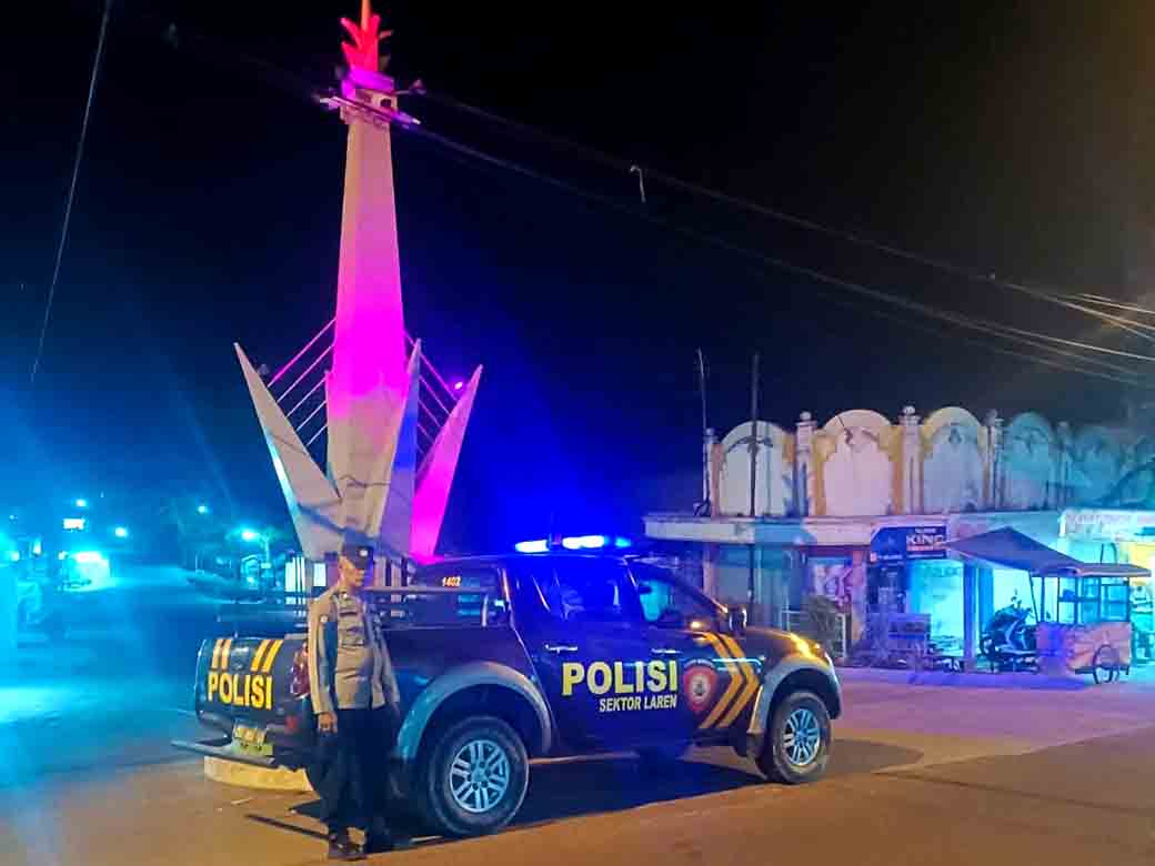 Anggota Polsek Laren Patroli Antisipasi Tindak Pidanan 3c Serta Perguruan Silat