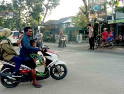 Commander Wish Pagi Anggota Polsek Sekaran Atur Kelancaran Lalulintas