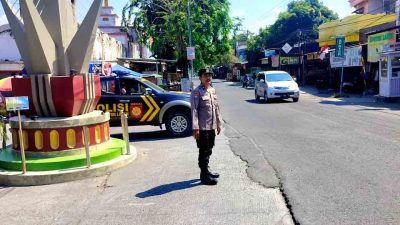 Commander Wish Pagi Polsek Laren Hadir di Tengah-tengah Masyarakat