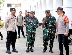 Dandim Ngawi bersama Danrem 081/Dsj Sambut Kunjungan Wapres RI Ke Benteng Van den Bosch
