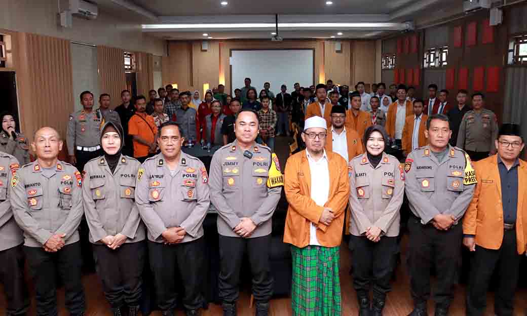 Dengan Cooling System Polres Jember Kawal Demokrasi Menuju Pilkada 2024 Yang Aman Dan Damai