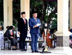 Hari Pahlawan, PNS Sidoarjo Terima Tanda Kehormatan Satyalencana Karya Satya Dari Presiden RI