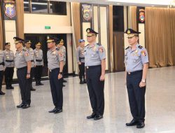 Kapolri Pimpin Kenaikan Pangkat 4 Pati-Pamen Polri