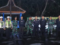 Sinergitas Polres Madiun Bersama TNI Patroli Skala Besar, Pastikan Kamtibmas Jelang Coblosan Pilkada Kondusif