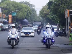 Polres Situbondo Bersama TNI, Sinergi Gelar Patroli Pastikan Masa Tenang Jelang Coblosan Pilkada Aman