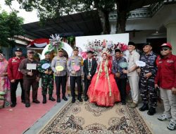 Kapolda Jatim Kunjungi TPS Unik Nuansa Pesta Pernikahan di Bangkalan