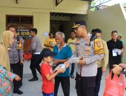 Cooling System Pungut Suara, Polres Ngawi Berbagi Makanan Sehat Gratis untuk Warga di TPS